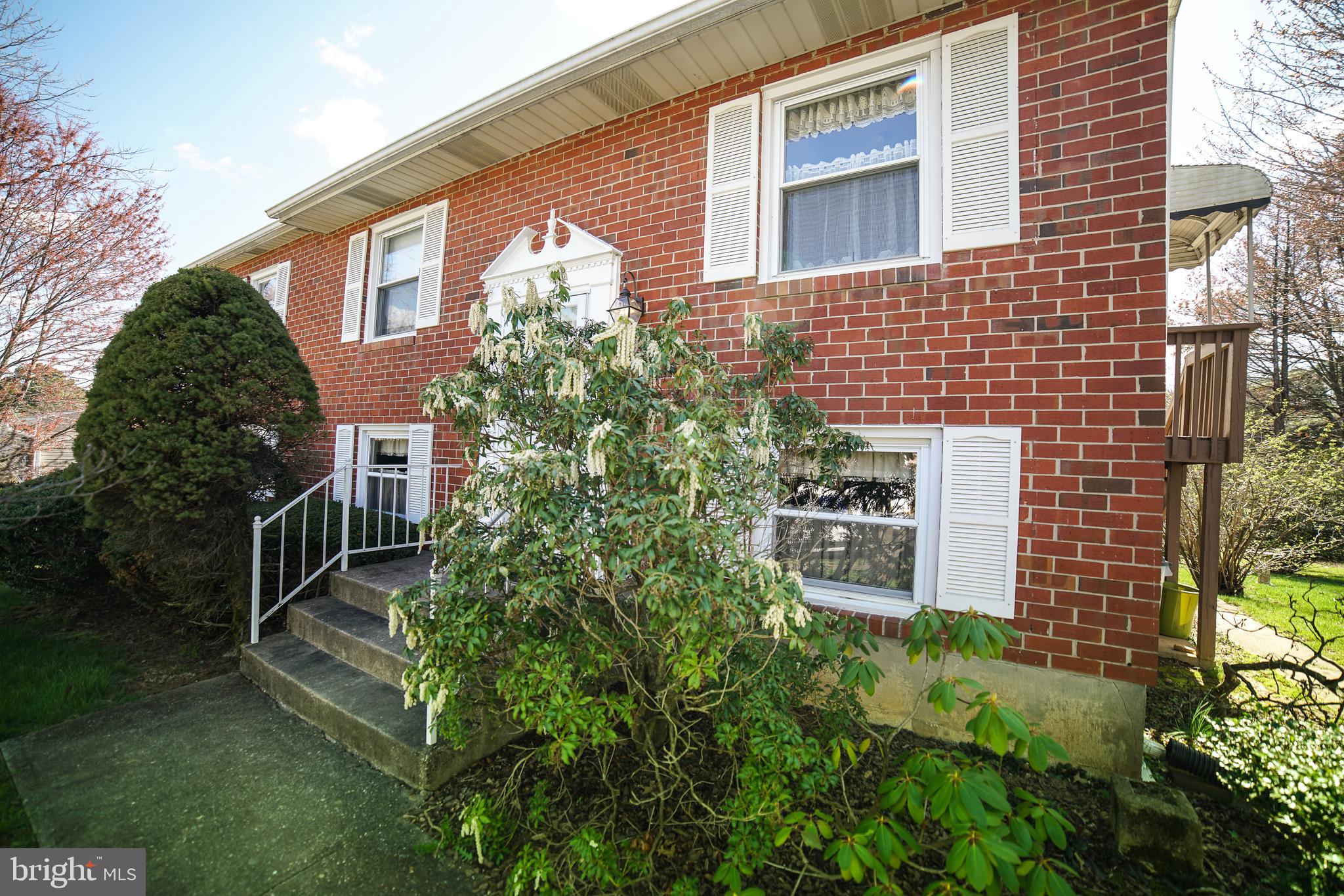 219 Northway Road Reisterstown, MD 21136 - Photo 6 of 47 plenty of green space