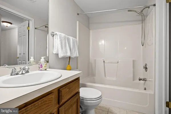 $245,000 | 1423 Kenny Cove, Burlington, NJ 08016
