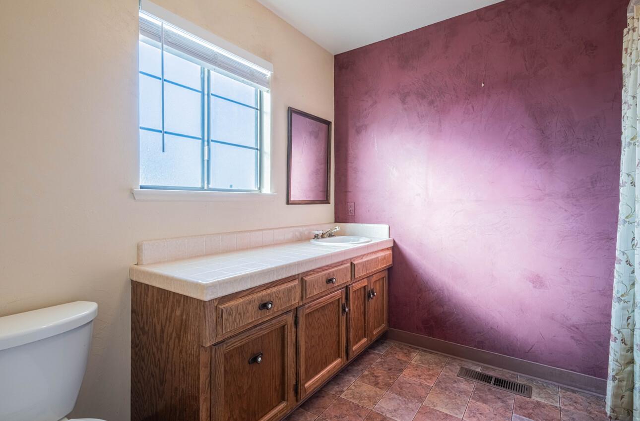 132 Nissen Road, Unit 3 Salinas, CA 93901 - Photo 38 of 40