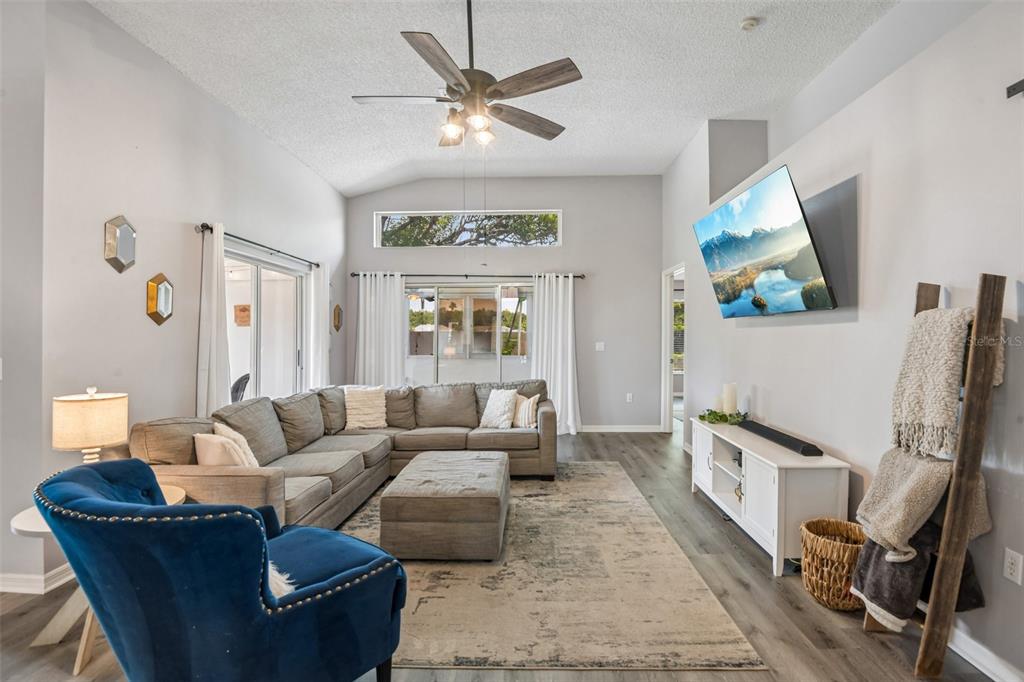 1129 Daleside Lane New Port Richey, FL 34655 - Photo 6 of 34