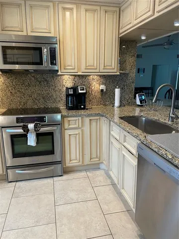 $3,500 | 6260 Sun Boulevard, Unit 1, St. Petersburg, FL 33715