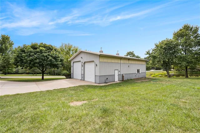 $650,000 | 12420 Ridgeview Road, Kearney, MO 64060