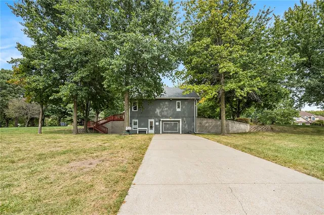 $650,000 | 12420 Ridgeview Road, Kearney, MO 64060