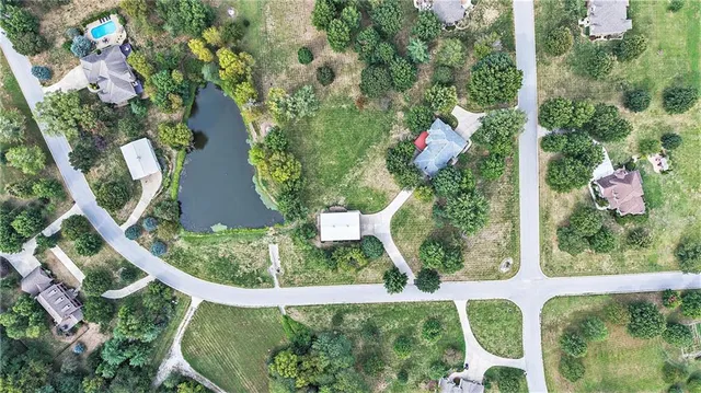 $650,000 | 12420 Ridgeview Road, Kearney, MO 64060