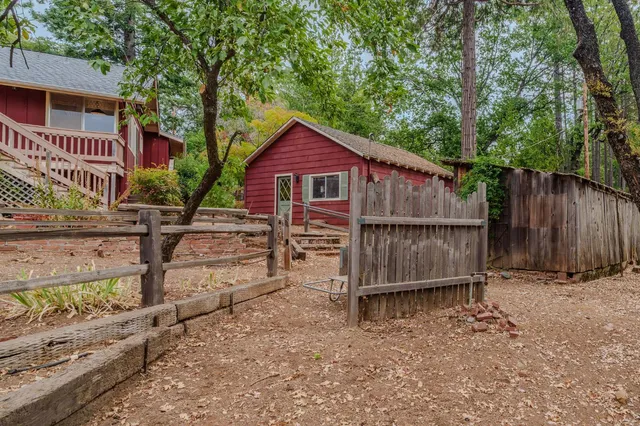 $425,000 | 13825 Pine View Drive, Pine Grove, CA 95665