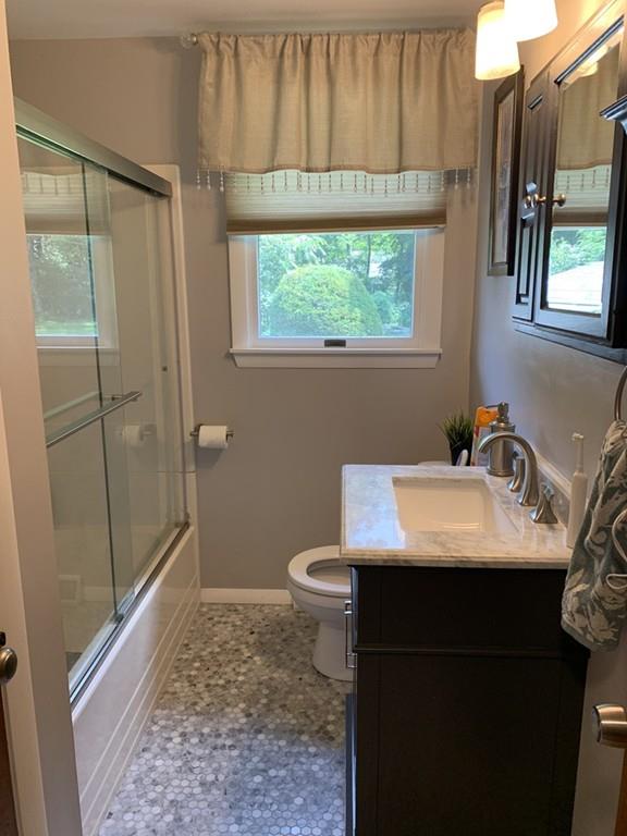 126 Stagecoach Road Holliston, MA 01746 - Photo 7 of 21 Gallery Image 7