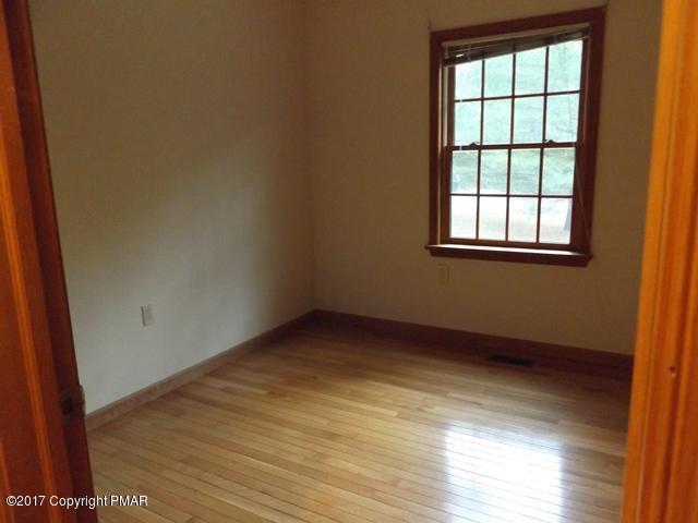 3825 Foxborough Court Stroudsburg, PA 18360 - Photo 6 of 9 bdrm2