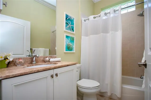 a view of a house with entertaining space