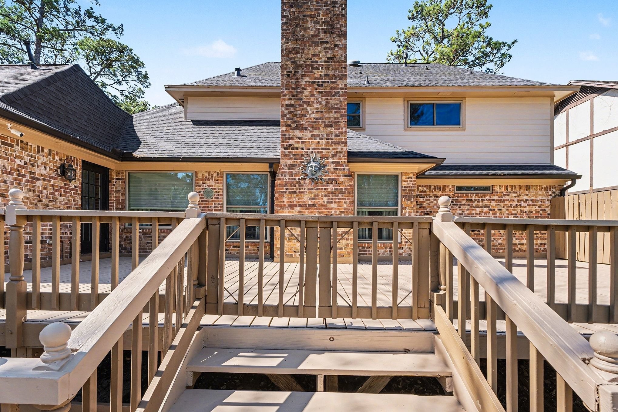 3409 Winter Lane Baytown, TX 77521 - Photo 40 of 44 a view of balcony with wooden floor and fence