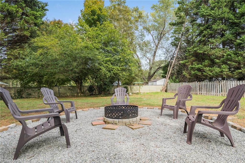 5129 Yukon Road Walkertown, NC 27051 - Photo 28 of 31 Gallery Image 28