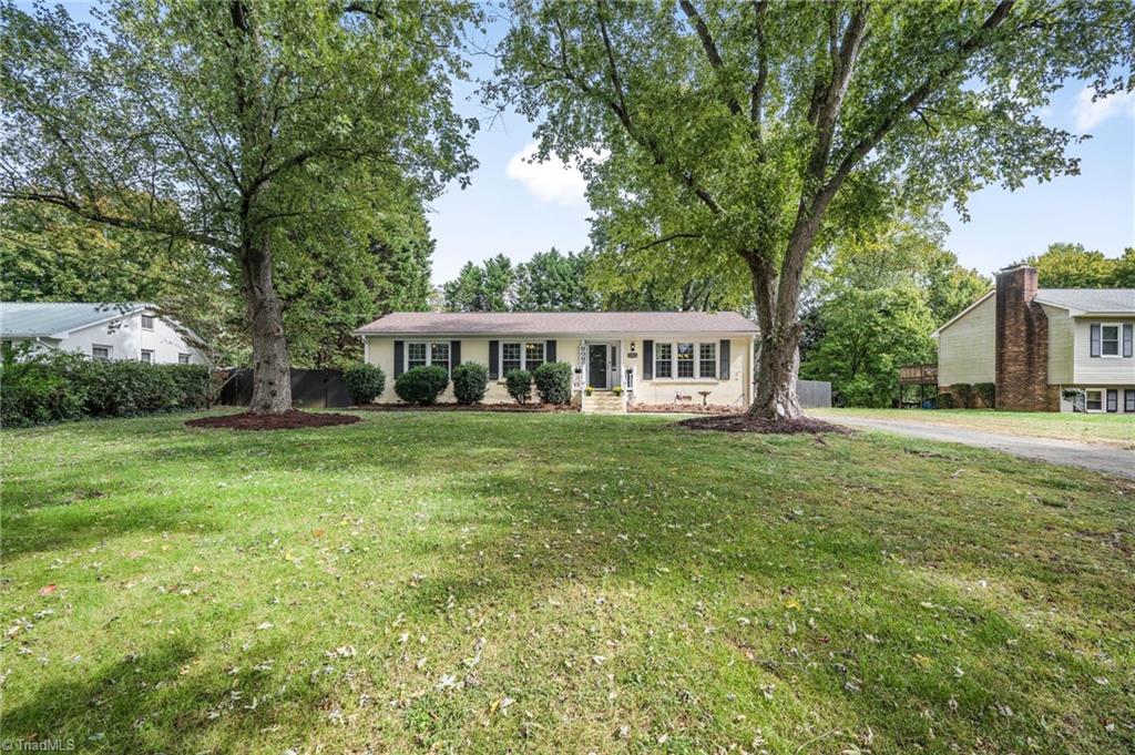 5129 Yukon Road Walkertown, NC 27051 - Photo 3 of 31 Gallery Image 3