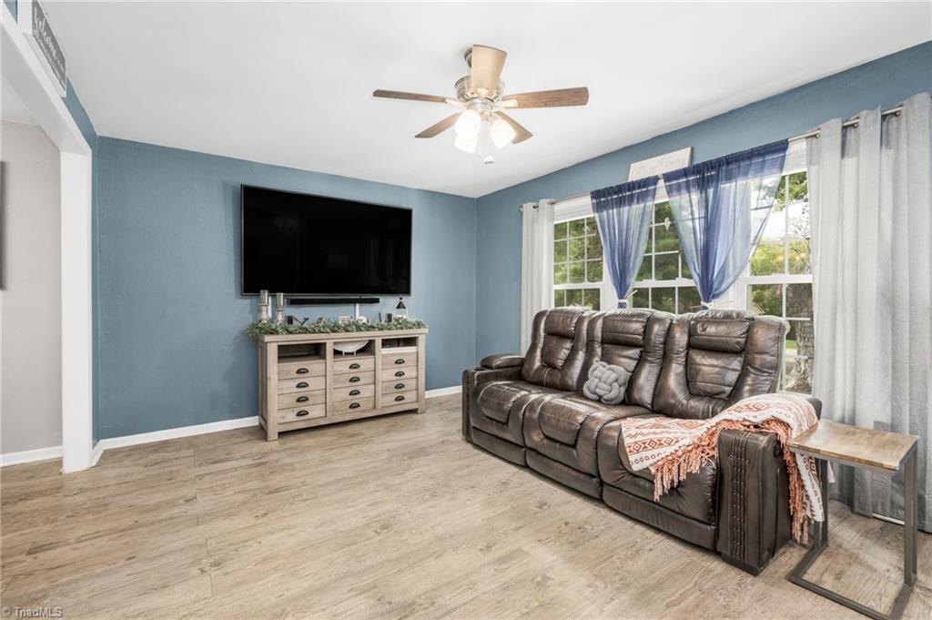 5129 Yukon Road Walkertown, NC 27051 - Photo 6 of 31 Gallery Image 6