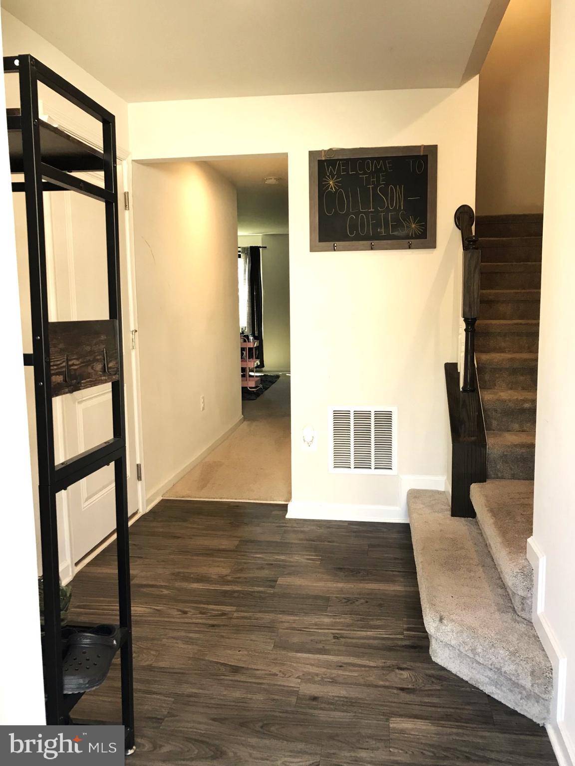 412 Rising Sun Road Fredericksburg, VA 22405 - Photo 2 of 15 FOYER