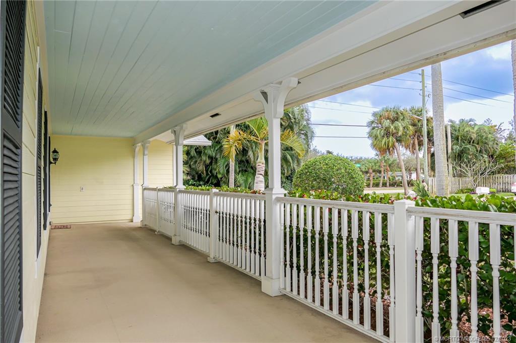 18014 Perigon Way Jupiter, FL 33458 - Photo 9 of 34 a view of a porch