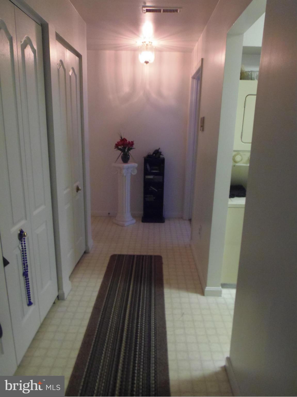 8348 Montgomery Run Road, Unit G Ellicott City, MD 21043 - Photo 16 of 25 Bath