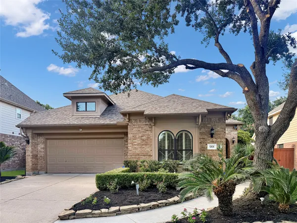 $398,900 | 12606 Tallwood Crossing Lane, Houston, TX 77041