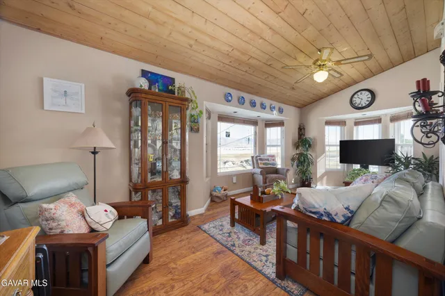 a view of entryway and hall