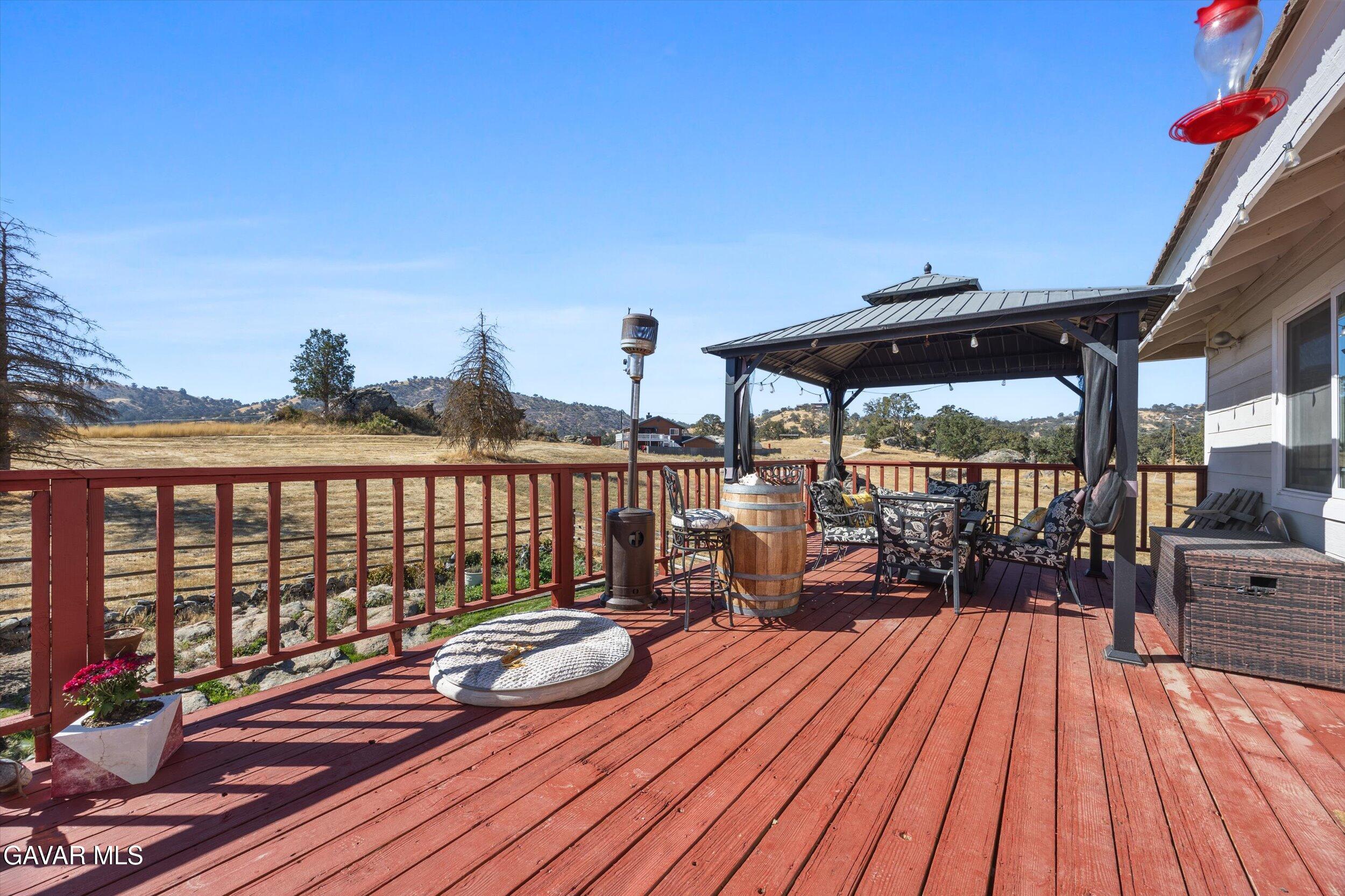 28360 Burning Tree Drive Tehachapi, CA 93561 - Photo 53 of 61 a view of balcony deck and patio