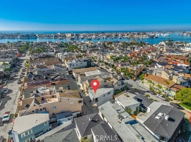 $4,195 | 226 Garnet Avenue, Newport Beach, CA 92662