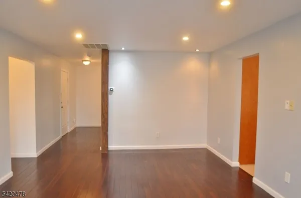 $3,000 | 28 Joseph Drive, East Hanover, NJ 07936