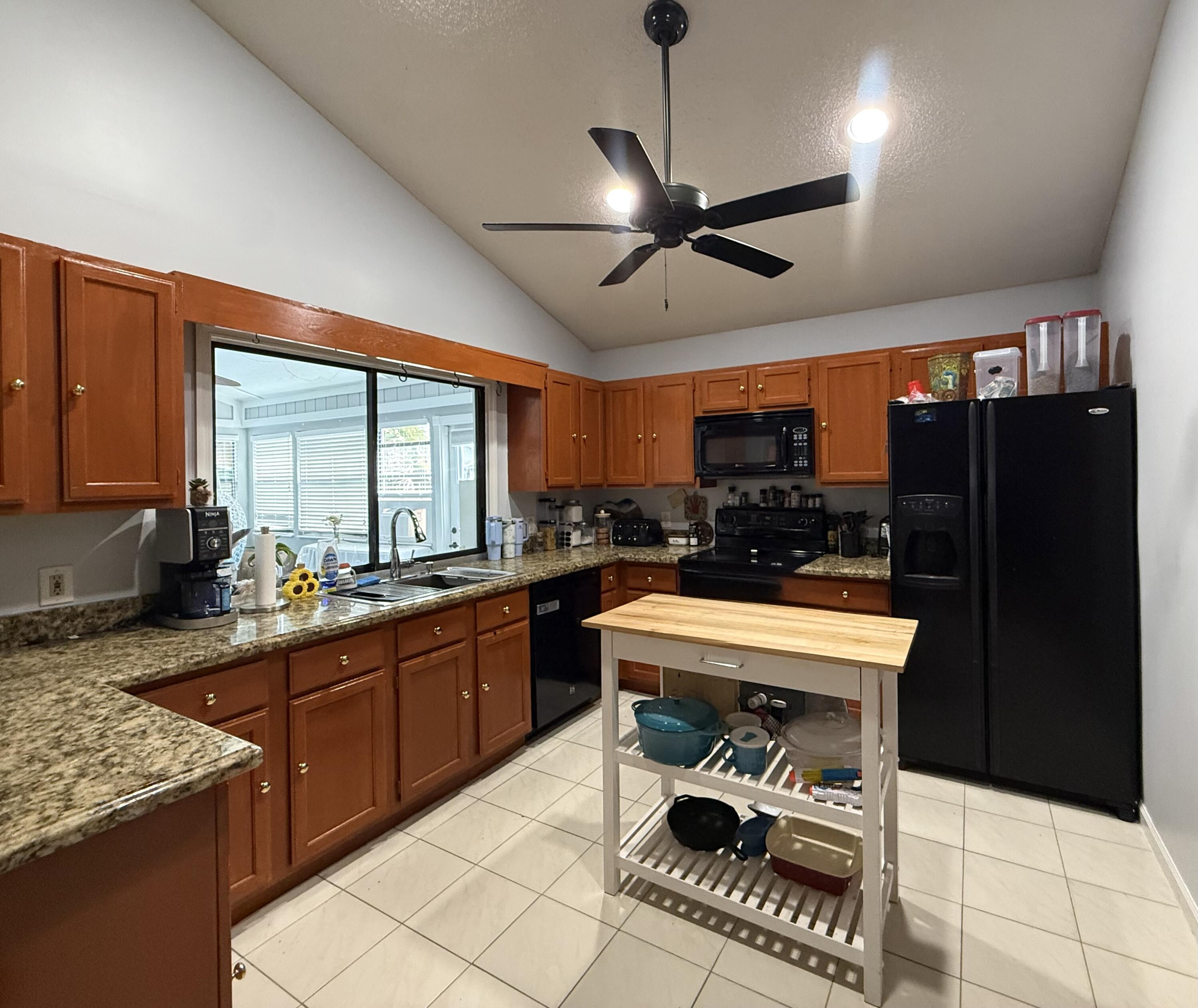6050 Linton Street Jupiter, FL 33458 - Photo 3 of 42 IMG_9263