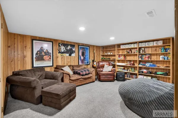 $365,000 | 535 Sunbeam Road, American Falls, ID 83211