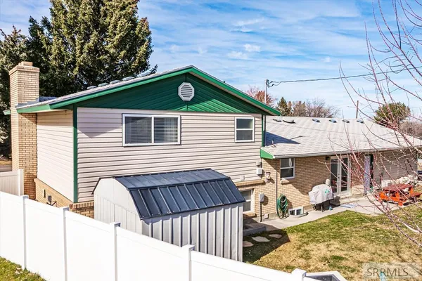 $365,000 | 535 Sunbeam Road, American Falls, ID 83211