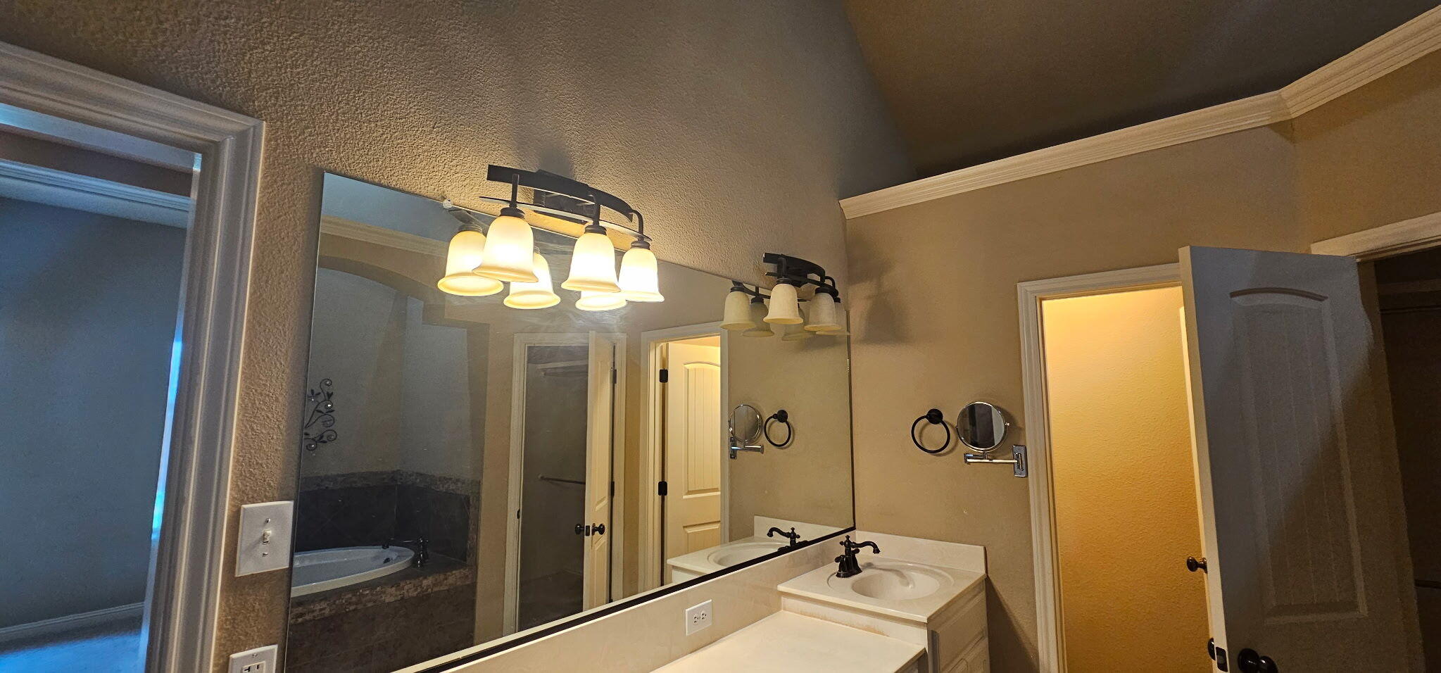 6010 94th Street Lubbock, TX 79424 - Photo 16 of 23 4300