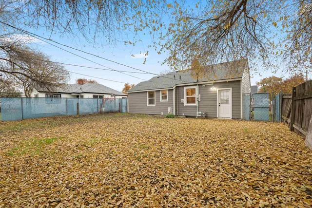 $290,000 | 5524 East Commerce Avenue, Spokane, WA 99212