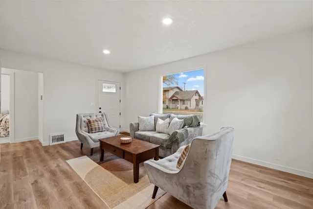 $290,000 | 5524 East Commerce Avenue, Spokane, WA 99212