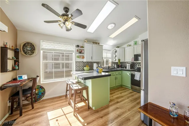 $220,000 | 221 Montecito Drive, Pahrump, NV 89048