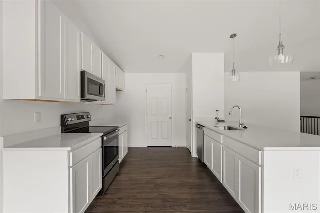 $390,532 | 1047 Red Fox Drive, Eureka, MO 63025