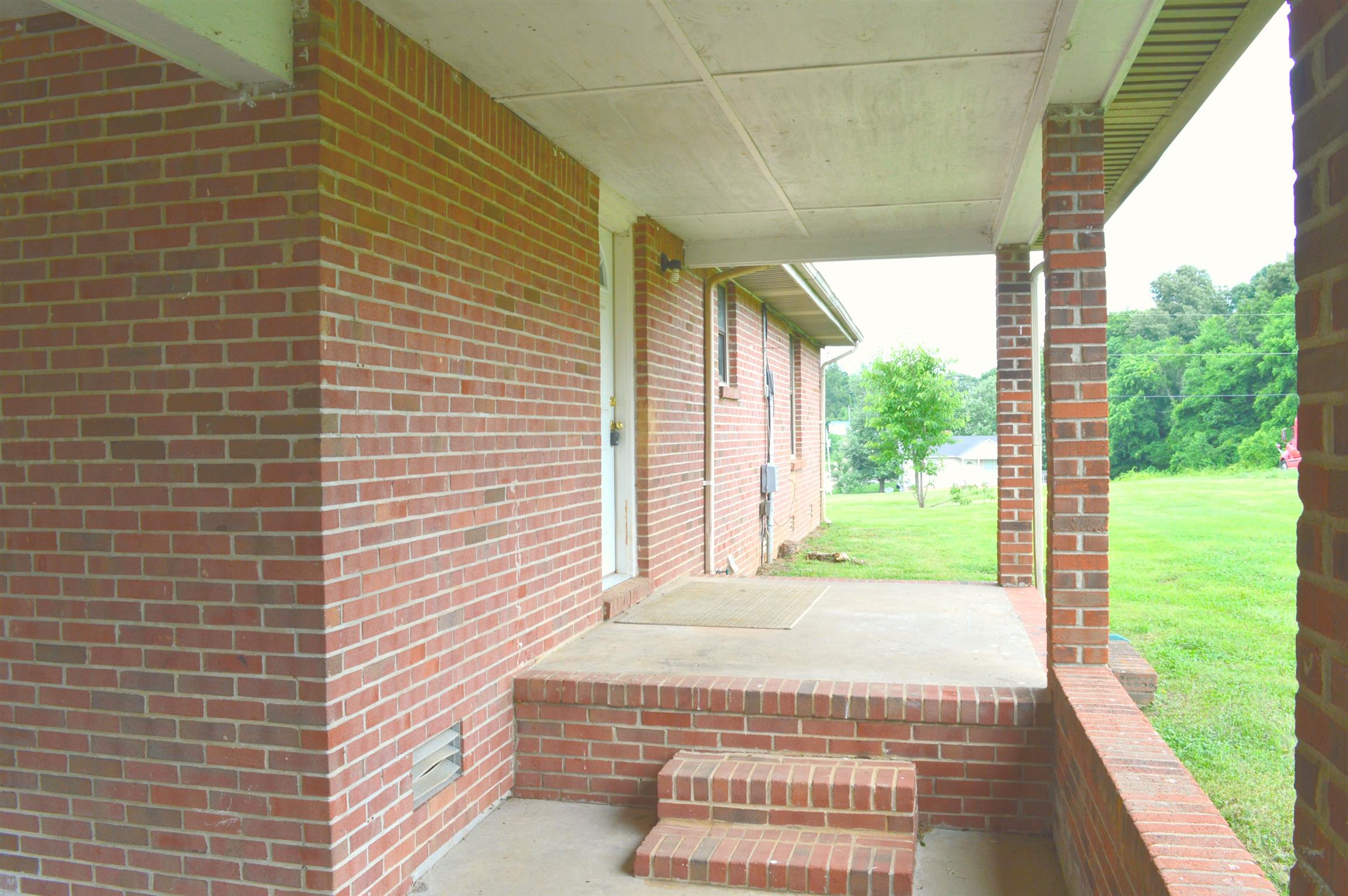 3 Cable Road Oak Grove, KY 42262 - Photo 16 of 17 a view of porch with a yard