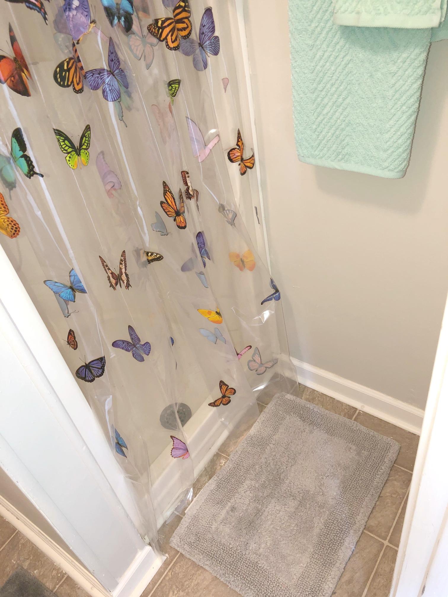 3 Cable Road Oak Grove, KY 42262 - Photo 9 of 17 a bathroom with a bathtub and shower