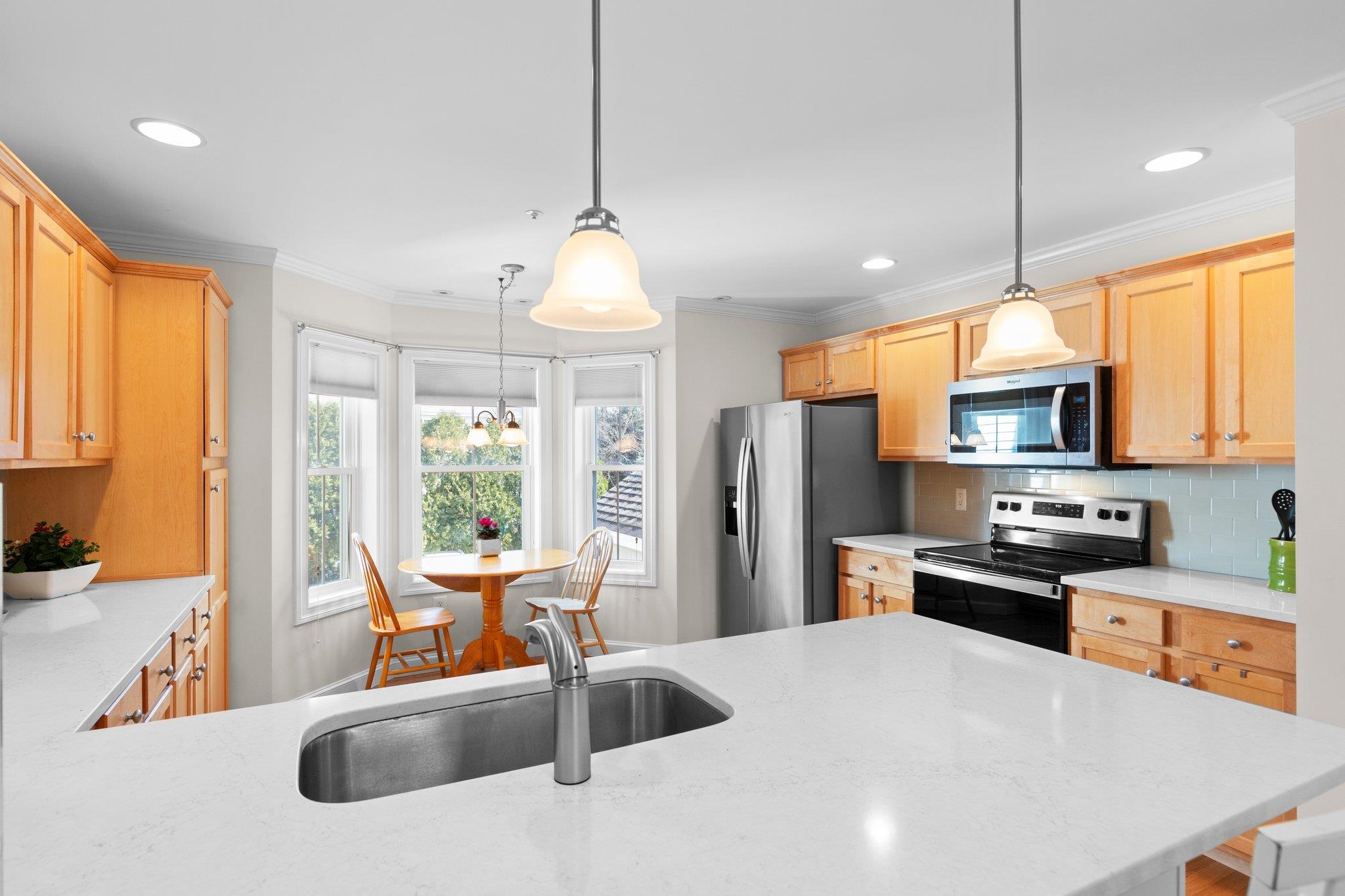 243 Drakeside Road, Unit 4 Hampton, NH 03842 - Photo 14 of 58