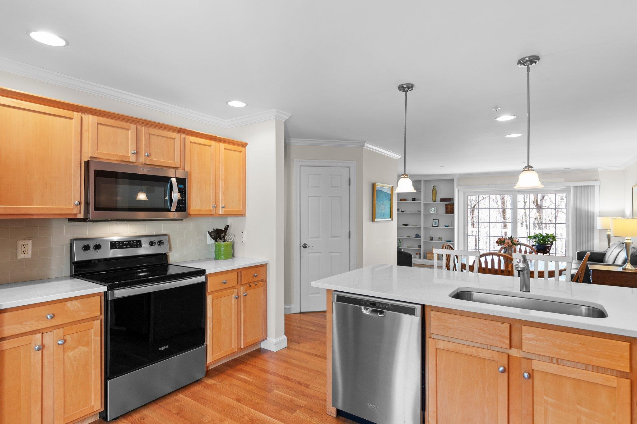 243 Drakeside Road, Unit 4 Hampton, NH 03842 - Photo 16 of 58