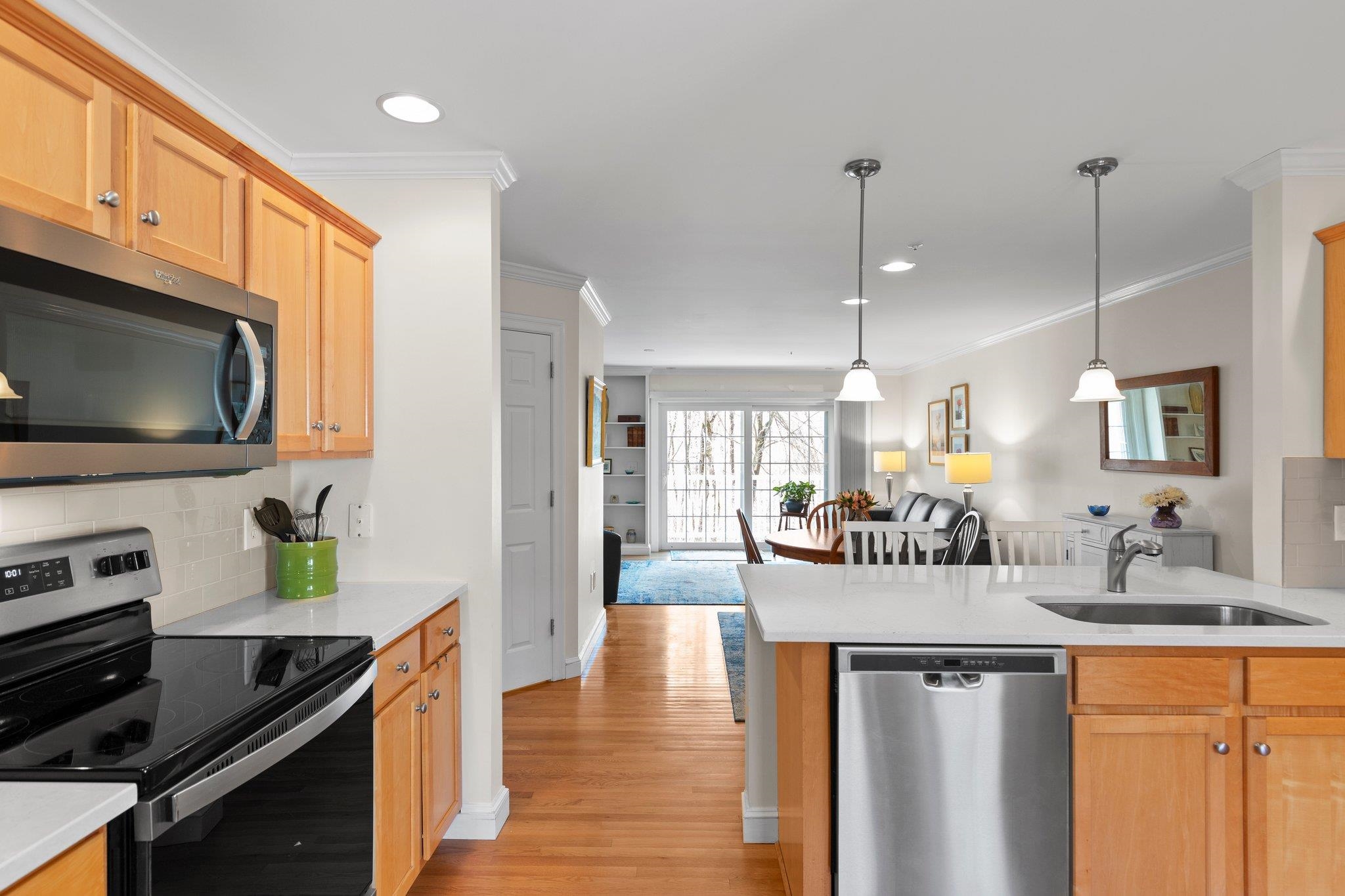 243 Drakeside Road, Unit 4 Hampton, NH 03842 - Photo 17 of 58