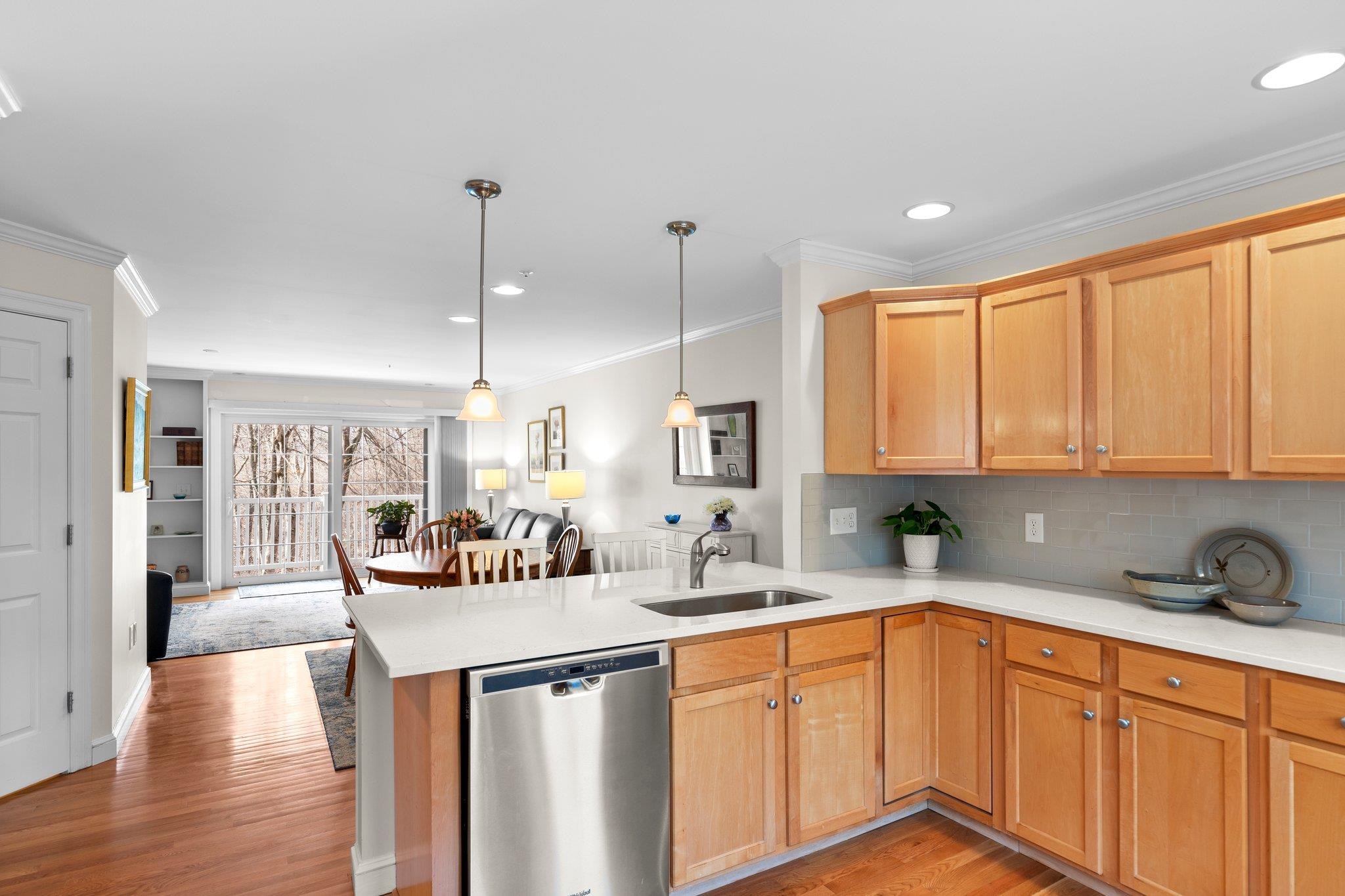 243 Drakeside Road, Unit 4 Hampton, NH 03842 - Photo 18 of 58