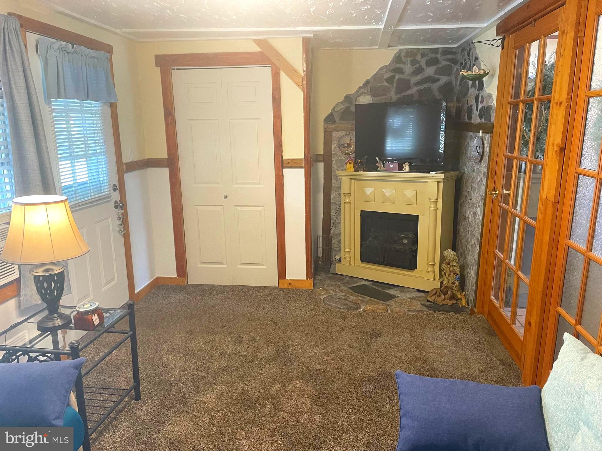 817 Chesterton Road Fairless Hills, PA 19030 - Photo 12 of 26 Gallery Image 12