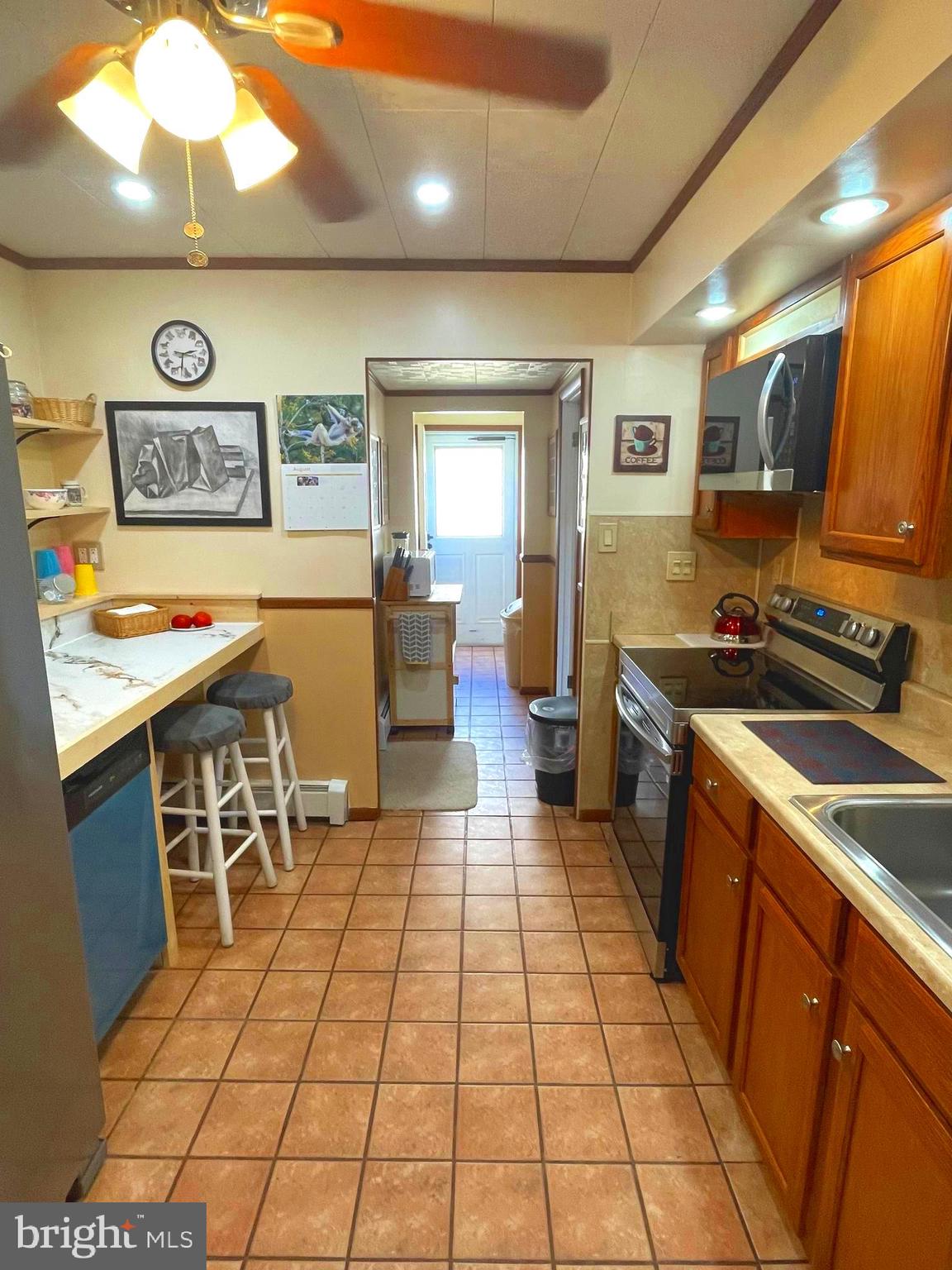 817 Chesterton Road Fairless Hills, PA 19030 - Photo 7 of 26 Gallery Image 7