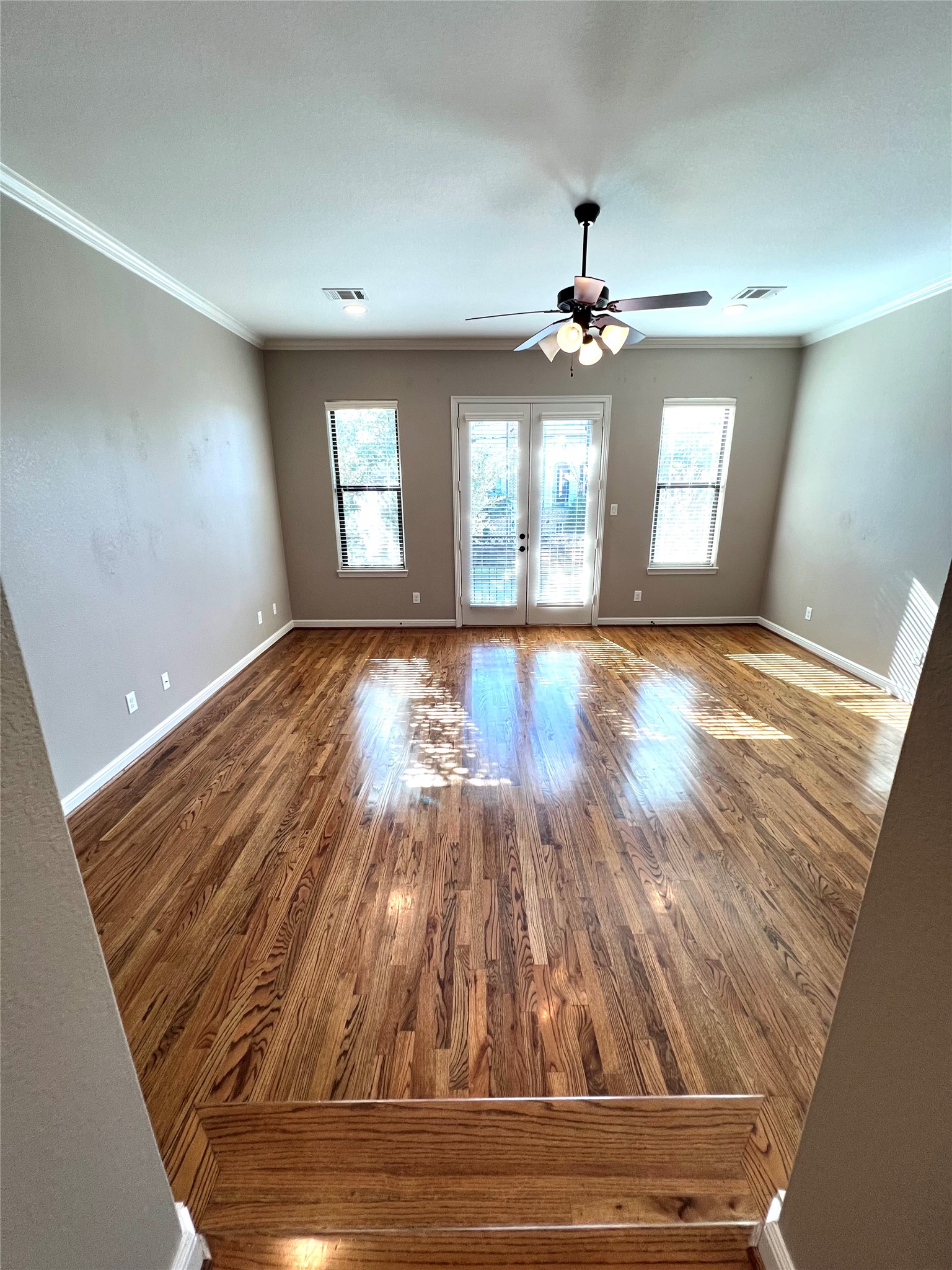 1818 Edwards Street Houston, TX 77007 - Photo 23 of 33