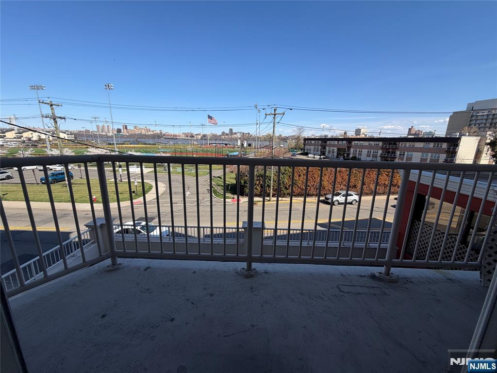 1100 River Road, Unit 205 Edgewater, NJ 07020 - Photo 6 of 9