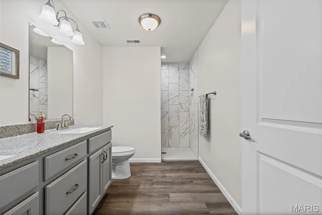 $264,900 | 1575 Hickory Landing, De Soto, MO 63020