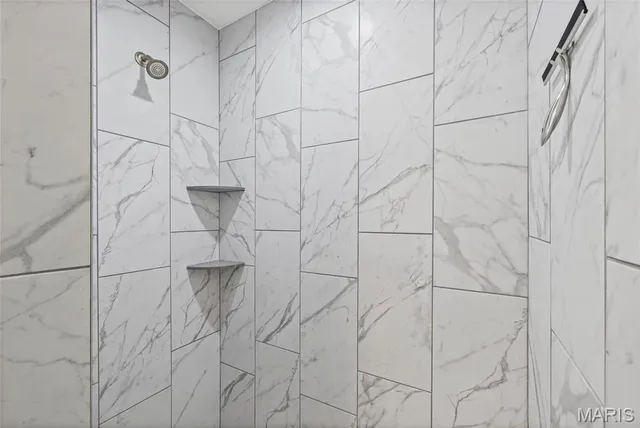 $264,900 | 1575 Hickory Landing, De Soto, MO 63020