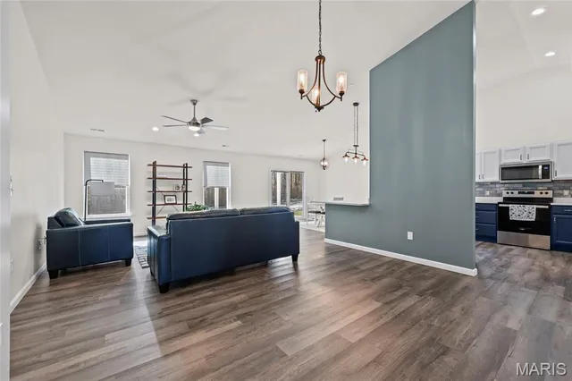 $264,900 | 1575 Hickory Landing, De Soto, MO 63020