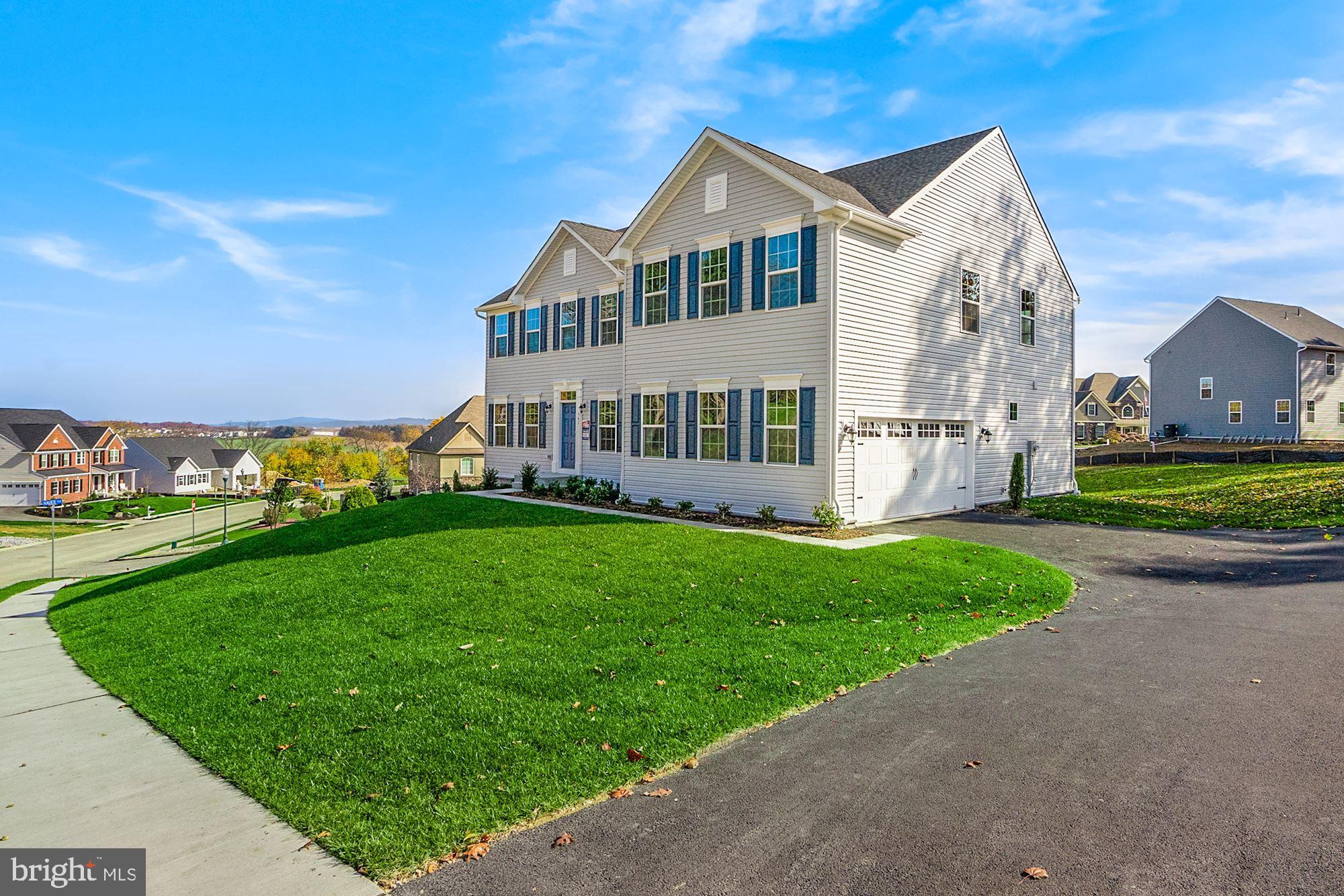 561 Monocacy Trail Spring Grove, PA 17362 - Photo 4 of 35