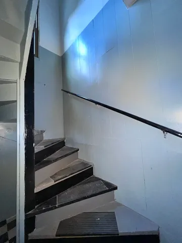 $1,000 | 8919 South Muskegon Avenue, Unit 2F, Chicago, IL 60617