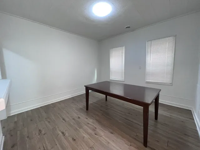 $1,000 | 8919 South Muskegon Avenue, Unit 2F, Chicago, IL 60617