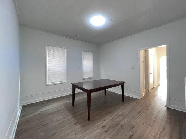 $1,000 | 8919 South Muskegon Avenue, Unit 2F, Chicago, IL 60617