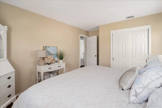 $750,000 | 523 Manchester Road, Yorktown Heights, NY 10598